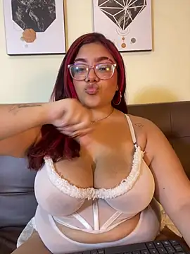 CherryViolet webcam