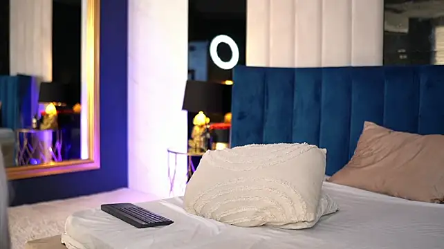 BlancheLuxe webcam