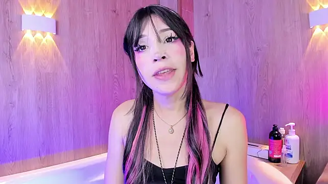 AliiceWonderland_ webcam