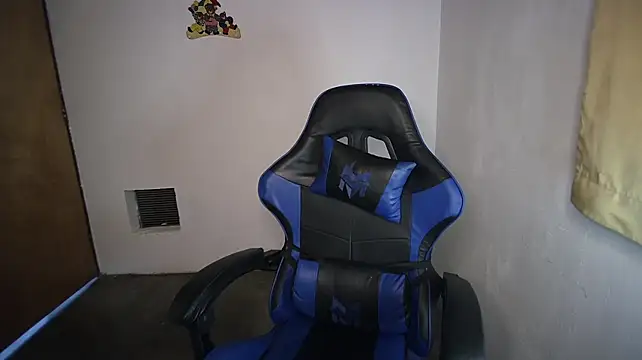 MiaTenebra webcam
