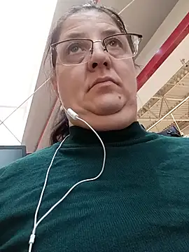 RidemerafSuzana webcam