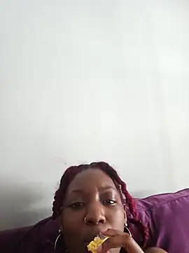 oliviaprettypussy webcam