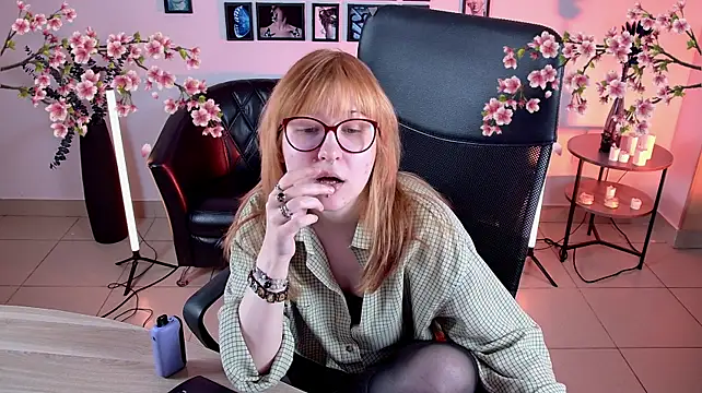 lanafitch 🌺 naked cam
