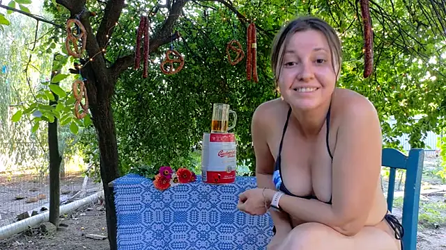 SweetMaddy888 webcam