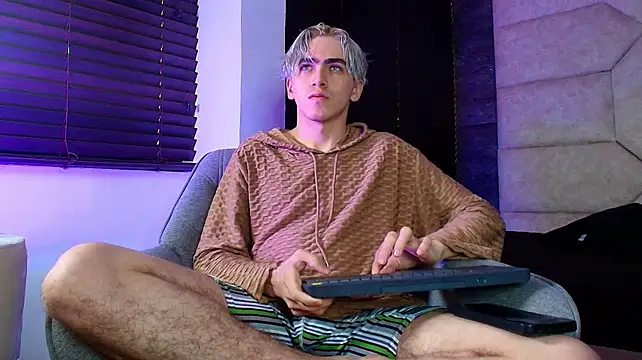 Tyler_Mcrey webcam