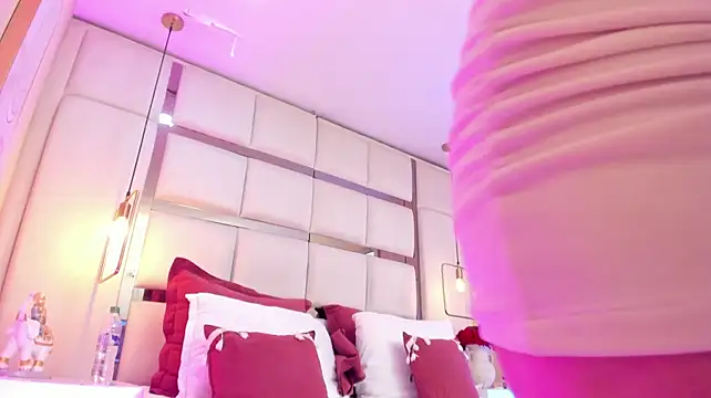 elizavenus live cam on StripChat