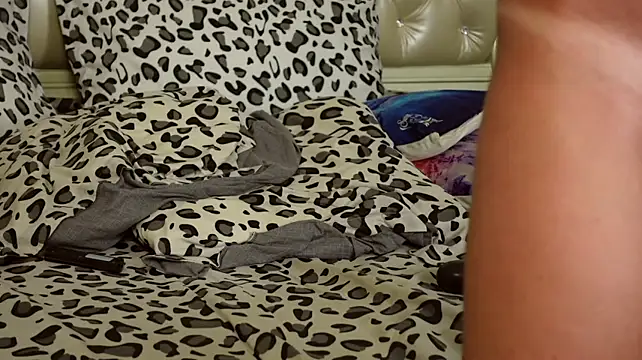 CarmellaAngel webcam