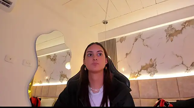 ChaeyounngDae webcam