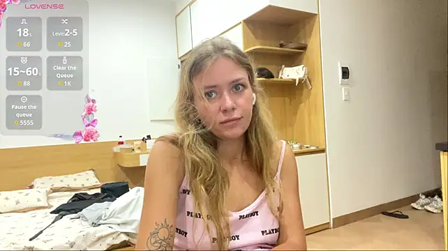 One_On_Mllion webcam