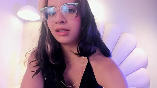 Vyolet_Fire 🕝 online nude chat