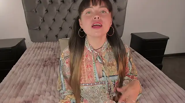 IniridaCollins_ webcam