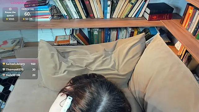 JosieKruzan webcam