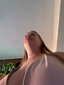 AlisaWhite 🕔 nude webcam chat