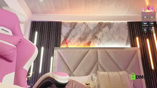 Happy_tits