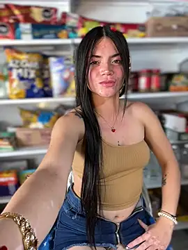 PamelaJonsom_ webcam