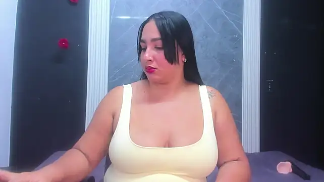 _Astrid_queen webcam