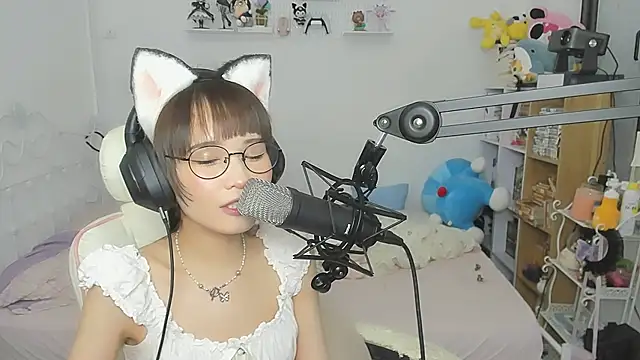 NeKo-nEk0-niI webcam
