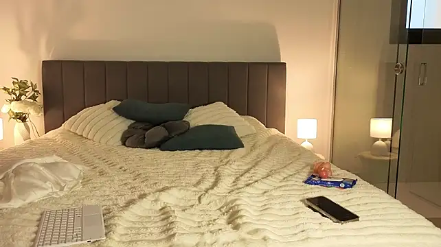 DianaaLight