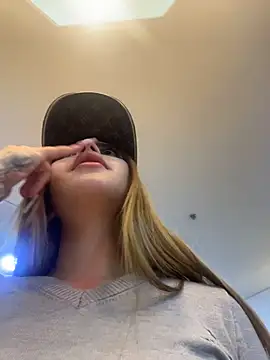 ChloeCollins__ webcam