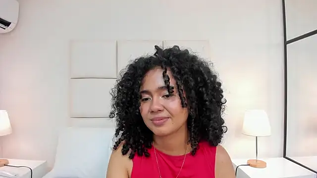 Kiraspell 🌯 naked webcam chat