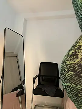 Viictoria-Jones webcam