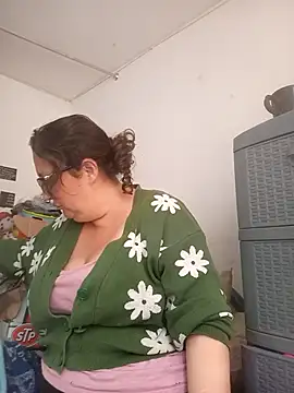 _Saraqueen-- webcam