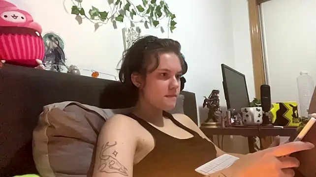 HeyFriren webcam