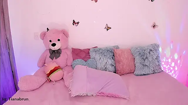 Zara_uwu_ webcam
