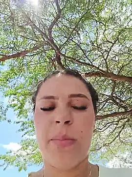 Mommy-Hot webcam