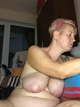 SofiaAmour webcam