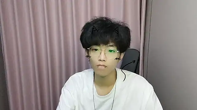 wssoo11 live cam on StripChat