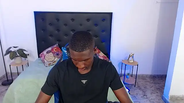 yousimon18 webcam