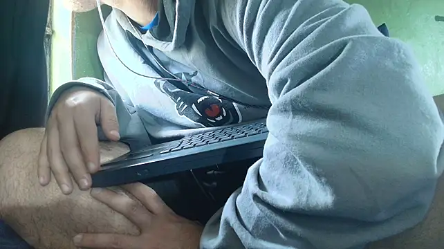sweet_cock28 live cam on StripChat