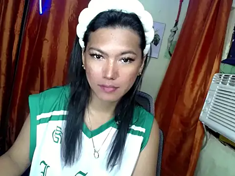 Queensabbyvee live cam on StripChat