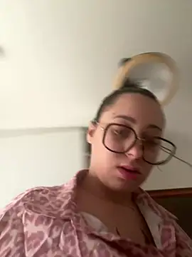 queenlo_xxx 🎬 online nude chat