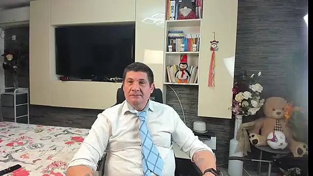 SpartacusDaddy48 webcam