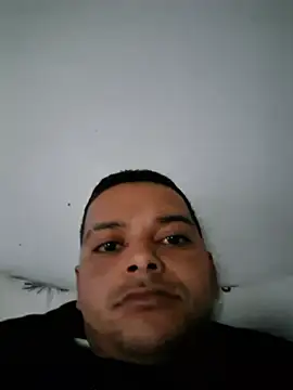 NippedClique webcam