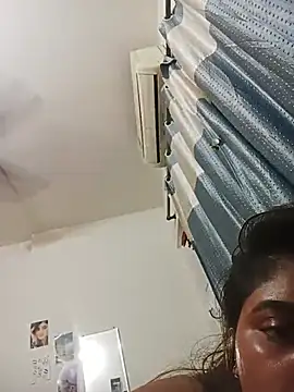 Sanaya_Gil webcam