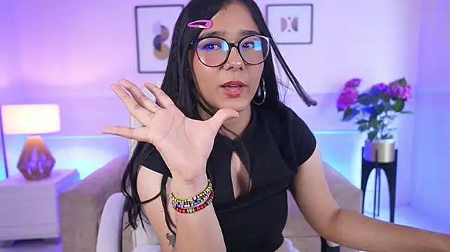 VioletJoness_ webcam