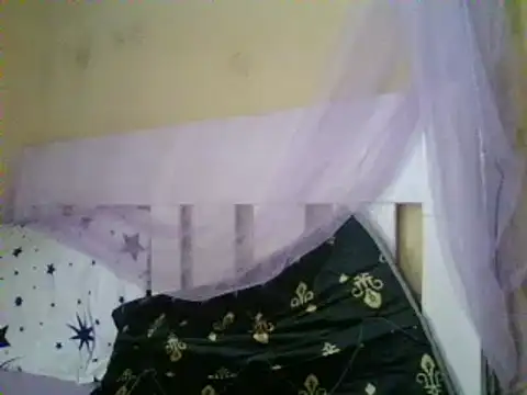 Tilly_Shirlie webcam