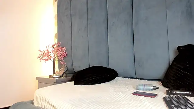 Rebel_white89 webcam
