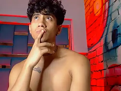 krish_rusbell webcam