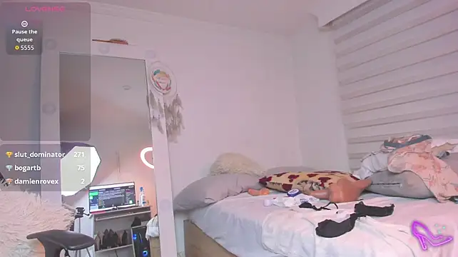 SharonVelvet webcam
