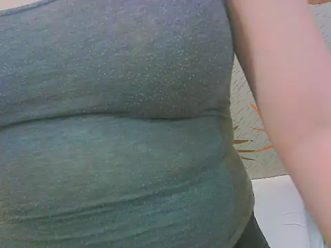 keepmepregnantT webcam