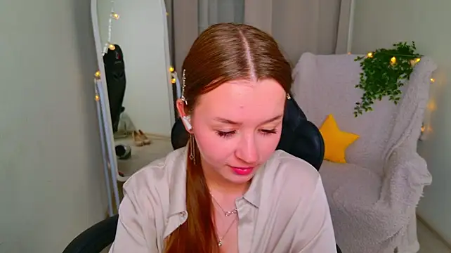 RileyBloomss live cam on StripChat