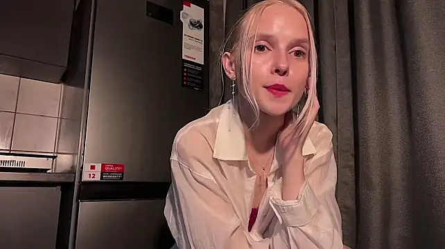 NikiLovers live cam on StripChat