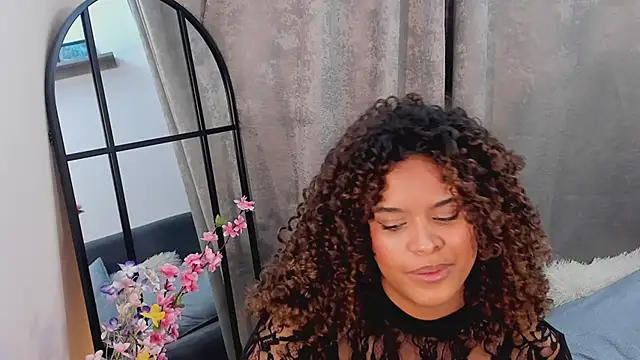 Amelia_bss live cam on StripChat
