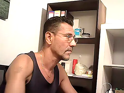 mastercharisma35 webcam