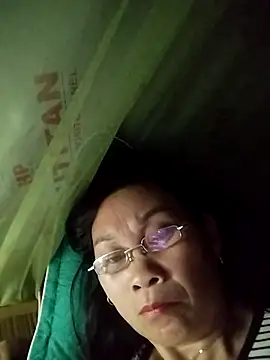 Alisa_x9x webcam