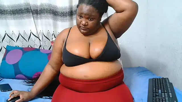 ChubbyBoobsxxx webcam